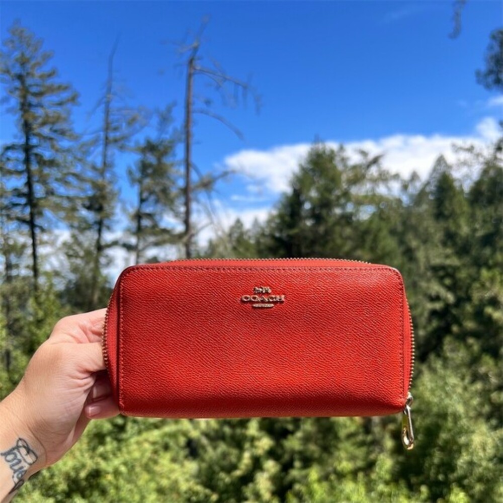 COACH Red Leather Wallet Credit Card Holder with Gold Hardware AUTHENTIC